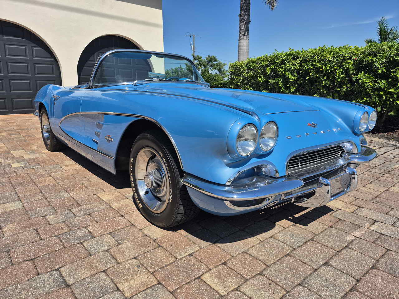 1961 Corvette Convertible Jewel Blue