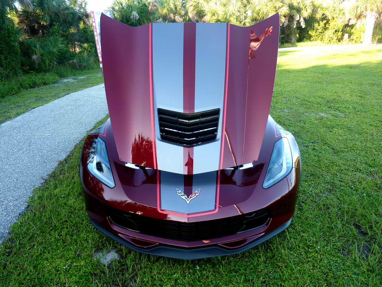 2017 Corvette Convertible Long Beach Red Met.