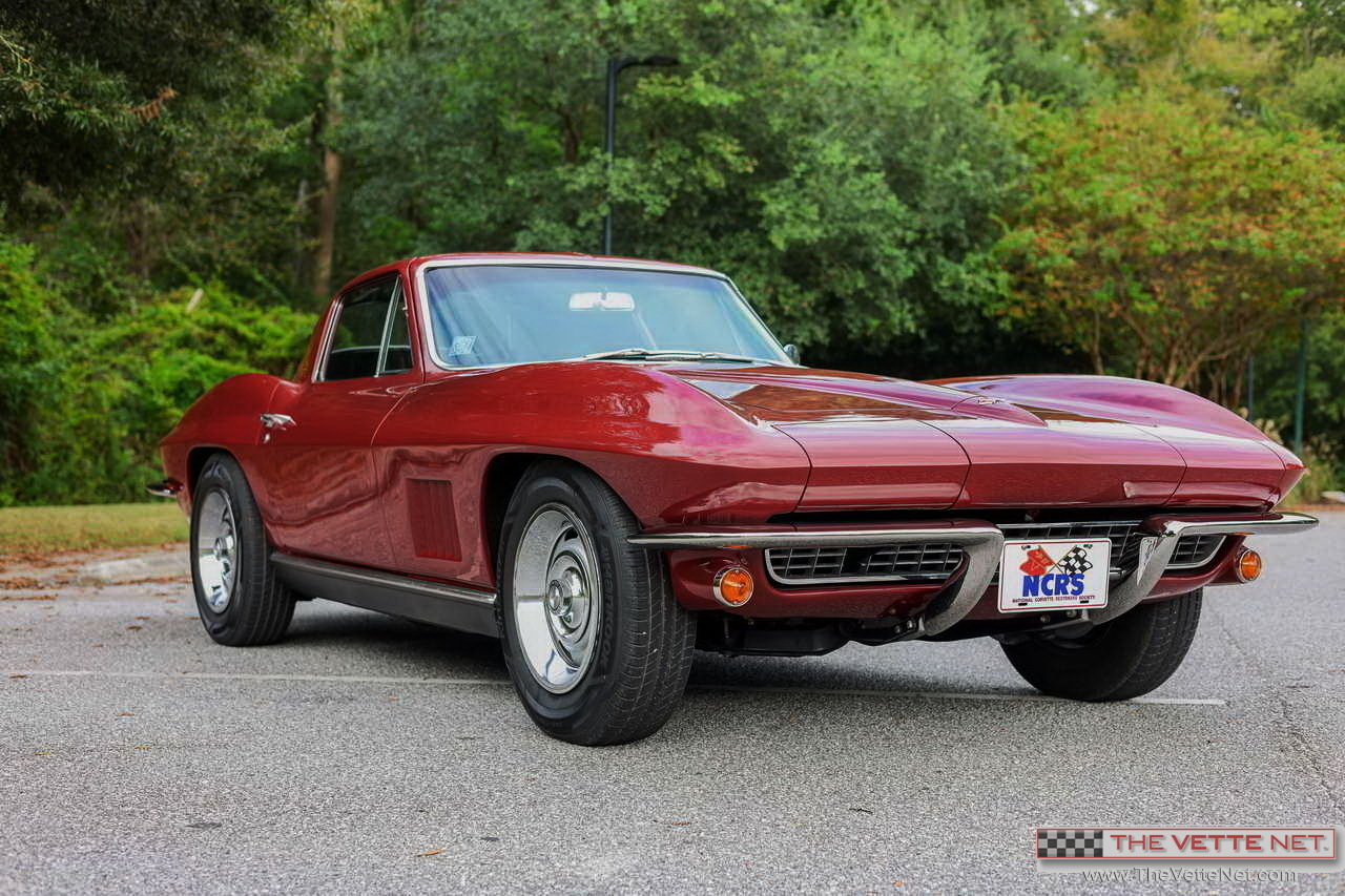 1967 Corvette Coupe Marlboro Maroon