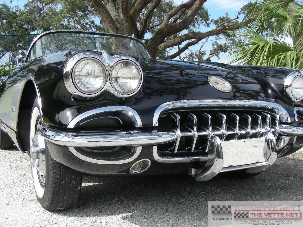 1959 Corvette Convertible Black with Silver Coves