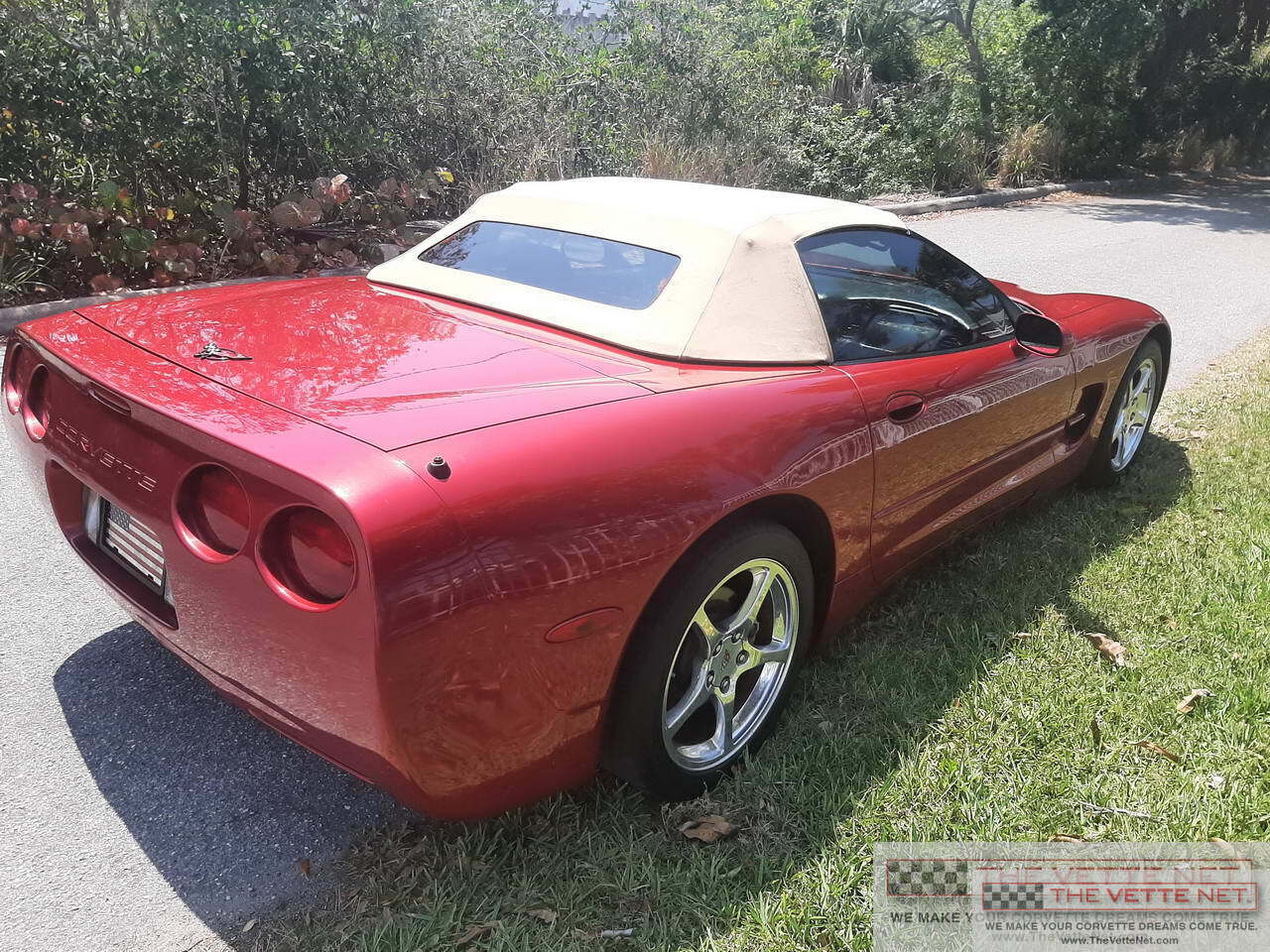2004 Corvette Convertible Magnetic Red Metallic