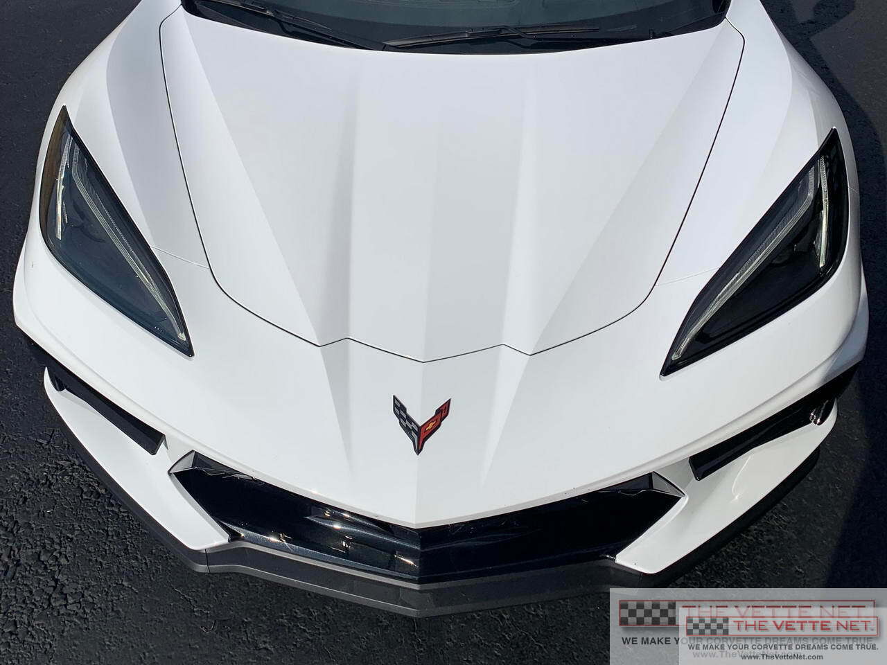 2022 Corvette Convertible Arctic White